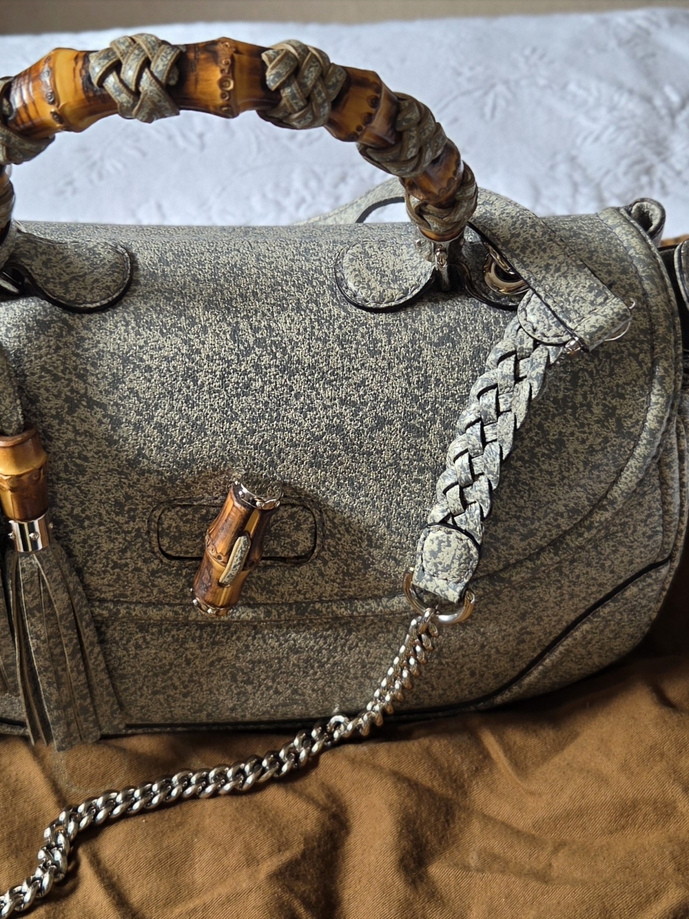 Gucci Gray Textured Satchel Handbag with Amber Bamboo Accents - Picture 7 of 14